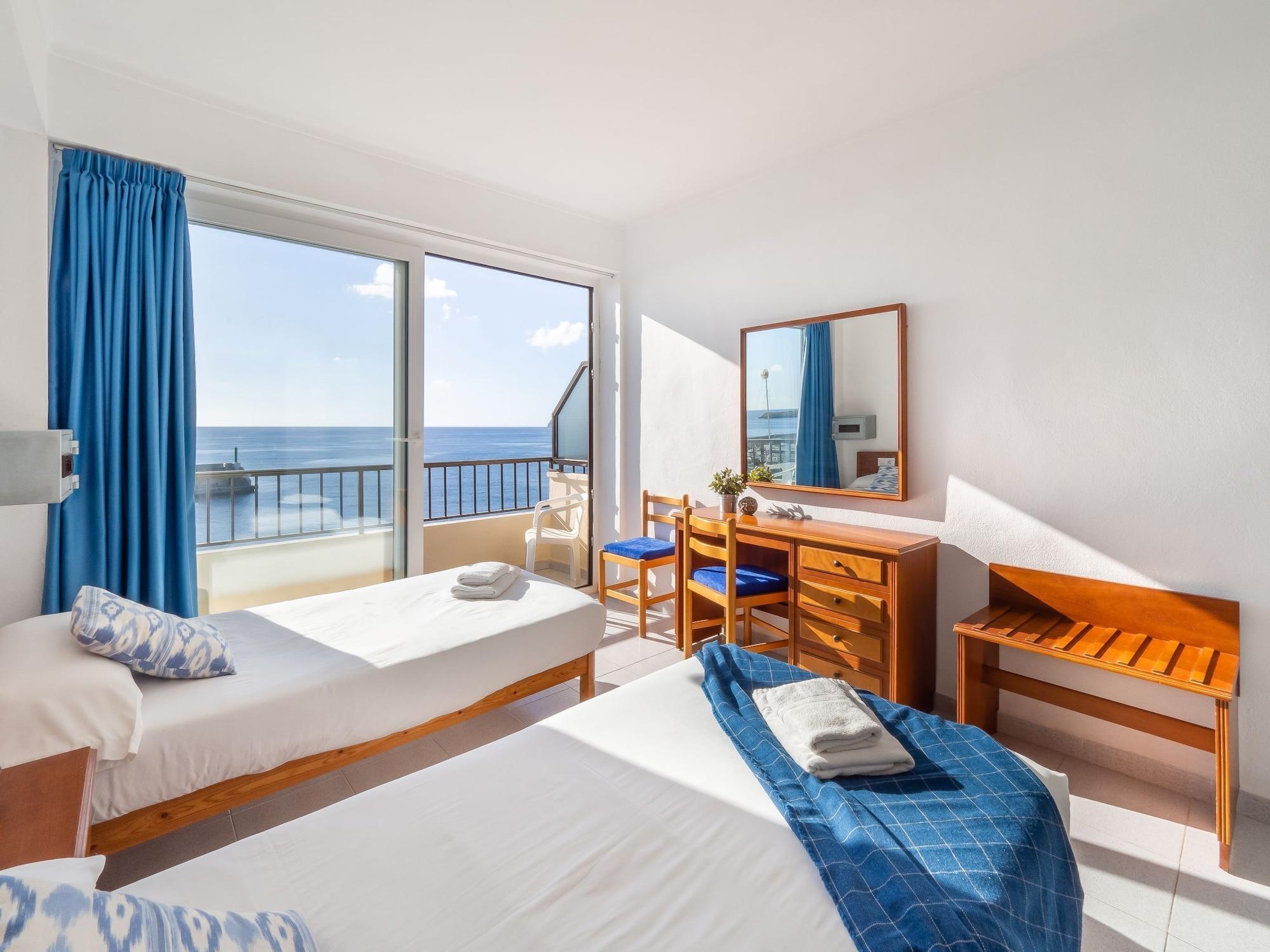Hostal Port Corona Кала-Ратхада Екстер'єр фото