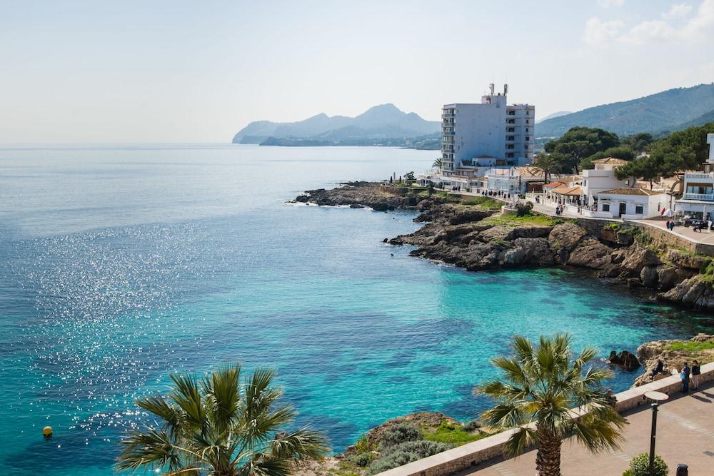 Hostal Port Corona Кала-Ратхада Екстер'єр фото